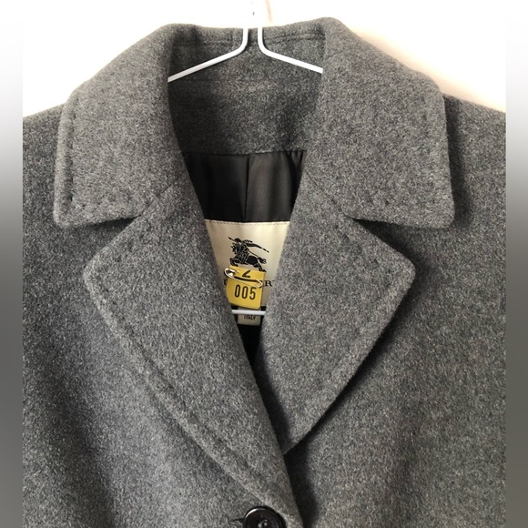 Women’s Burberry Wool / Cashmere Tailored Coat - Picture 2 of 16